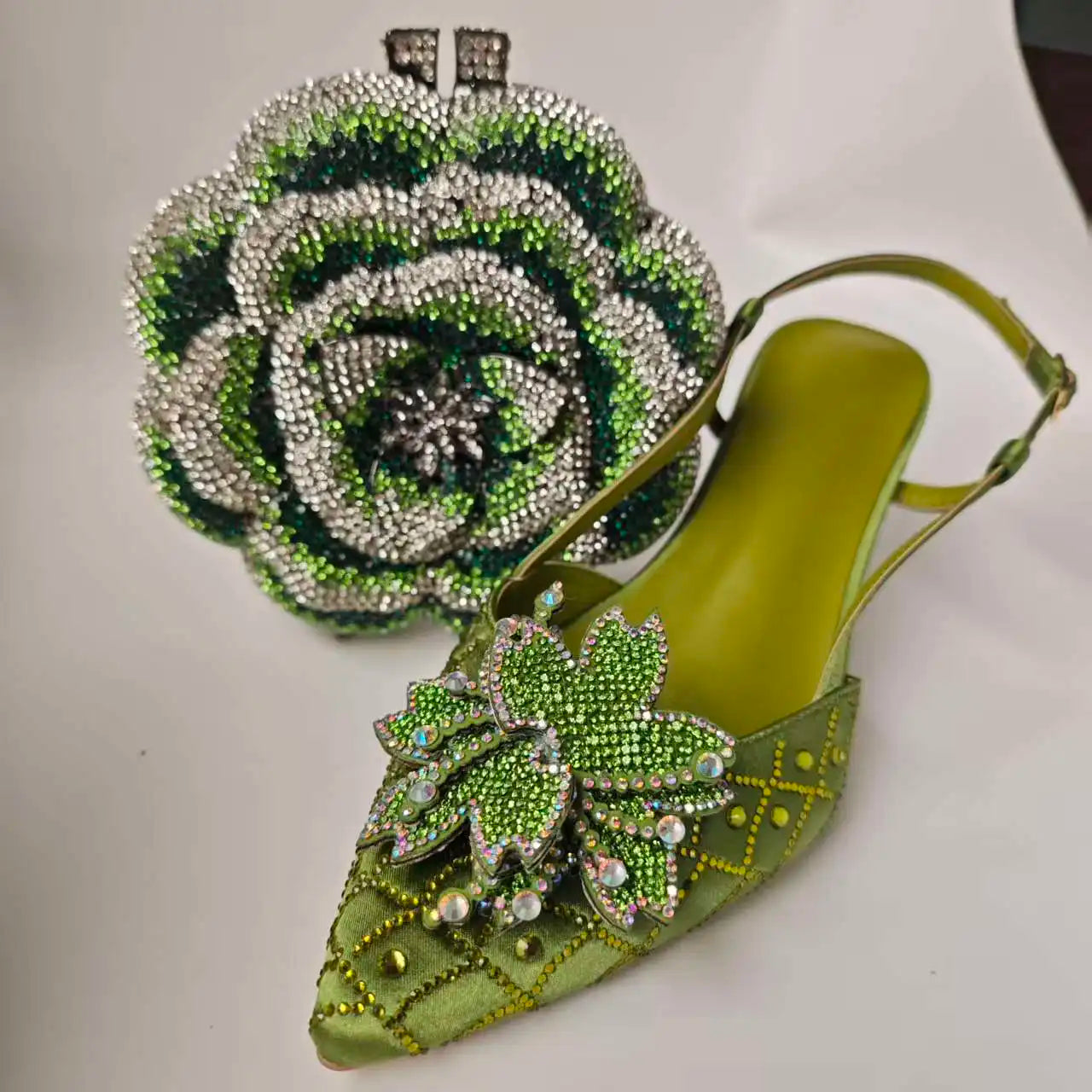 Insightlink Fashion Sandals Evening Bag Set Women Pointed Toe High Heels Shoes Rhinestone Cross Tied Design Sense Open Heel