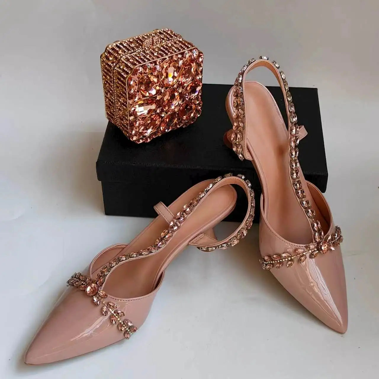 Insightlink Silver Shoes for Women Designer Pointed-Toe Set Luxury Wedding Hollowed Out Clutch Bag and Stilettos Matching Set