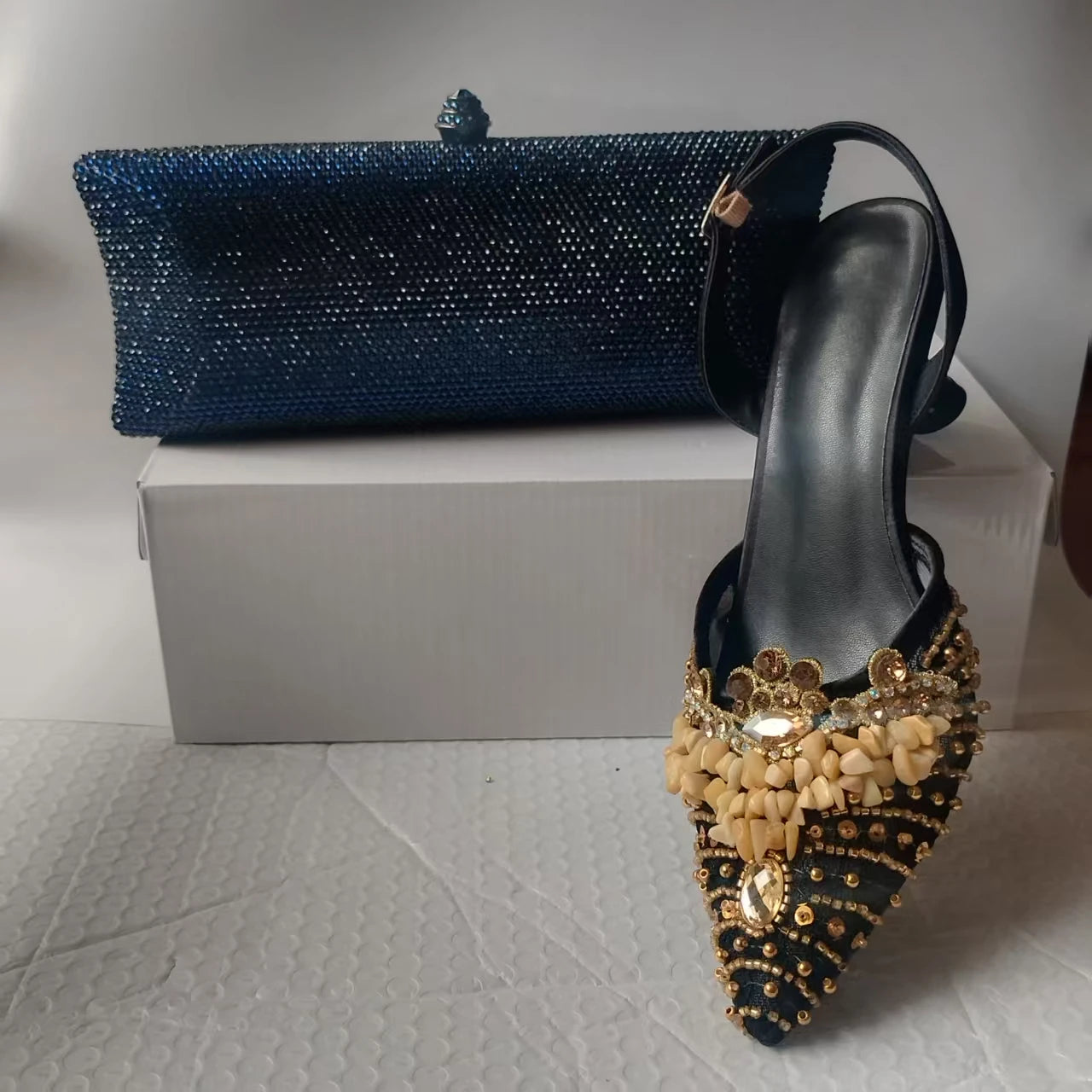 Insightlink Black Color Gems High Heeled Sandals and Bags Set Ladies Brand Designer Party Prom Stilettos Pointed Shoes and Purse