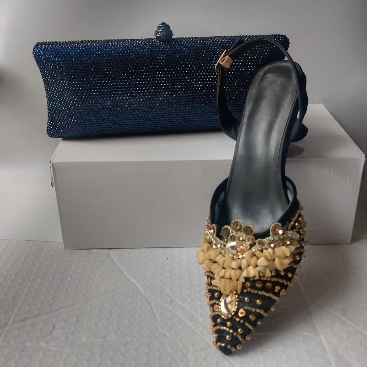 Insightlink Black Color Gems High Heeled Sandals and Bags Set Ladies Brand Designer Party Prom Stilettos Pointed Shoes and Purse